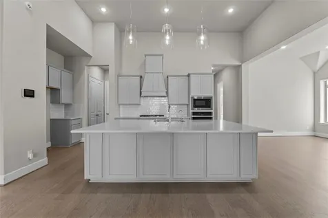 2723 Lakeside Shore Drive League City TX 77573