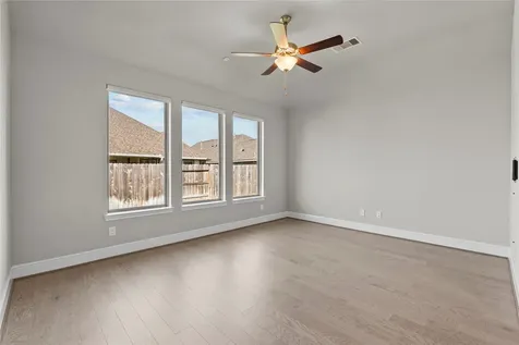 2723 Lakeside Shore Drive League City TX 77573