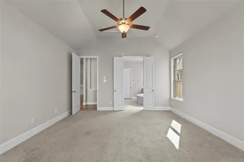 2723 Lakeside Shore Drive League City TX 77573