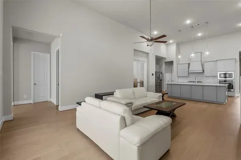 2723 Lakeside Shore Drive League City TX 77573