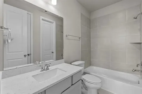 2723 Lakeside Shore Drive League City TX 77573