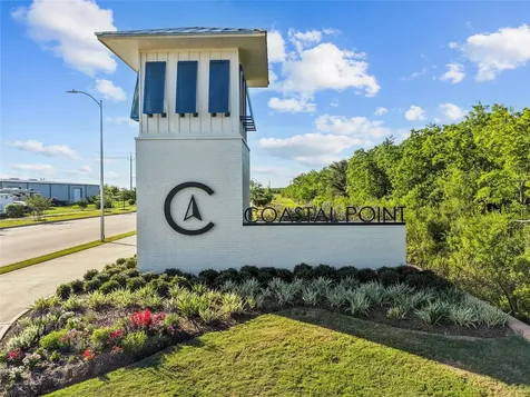 2723 Lakeside Shore Drive League City TX 77573