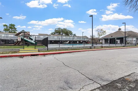 11002 Hammerly Boulevard 105 Houston TX 77043
