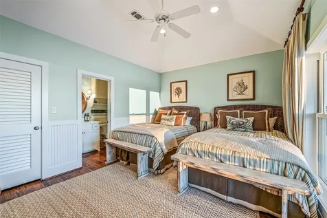 2910 11 Mile Road Galveston TX 77554