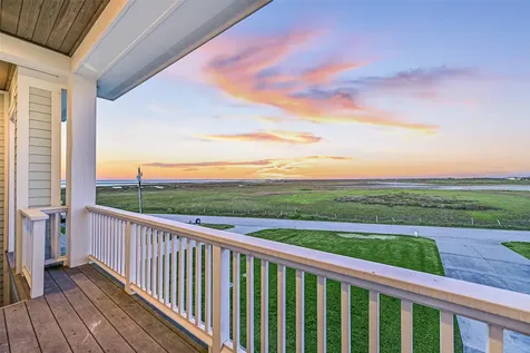 2910 11 Mile Road Galveston TX 77554