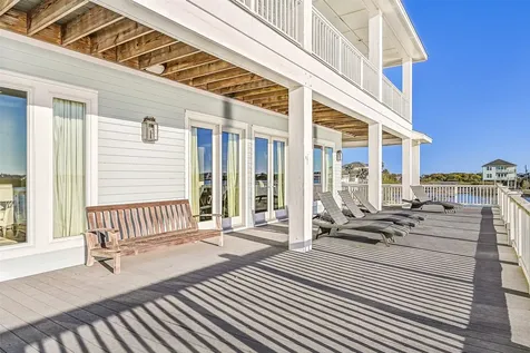 2910 11 Mile Road Galveston TX 77554