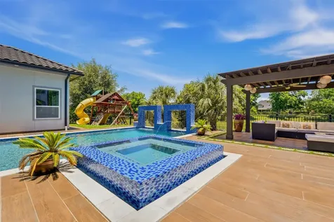 59 Enclave Manor Sugar Land TX 77479