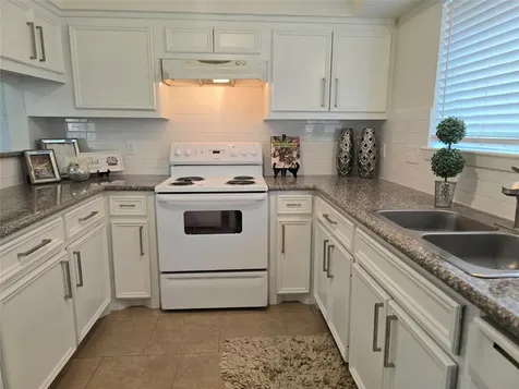 10103 King Ranch Lane Sugar Land TX 77498