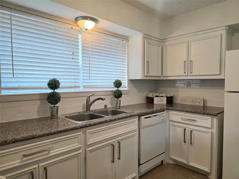 10103 King Ranch Lane Sugar Land TX 77498