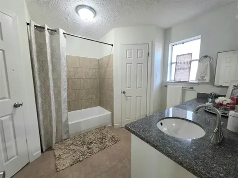 10103 King Ranch Lane Sugar Land TX 77498
