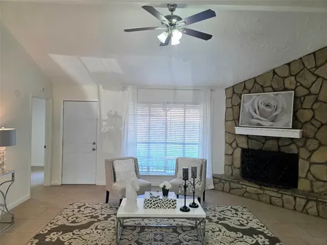 10103 King Ranch Lane Sugar Land TX 77498