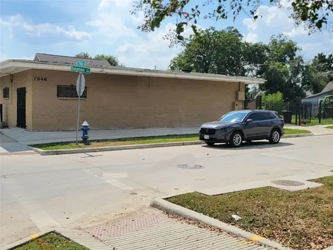 7846 Dayton Street Houston TX 77012