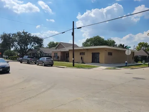 7846 Dayton Street Houston TX 77012