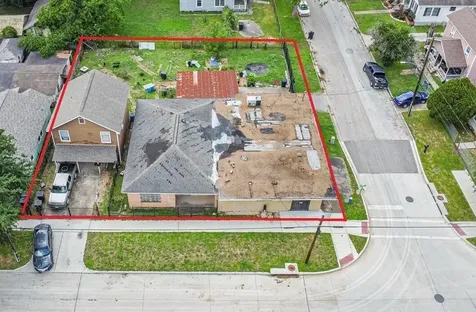 7846 Dayton Street Houston TX 77012