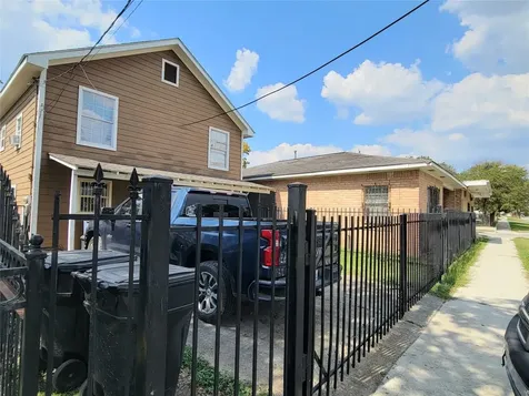 7846 Dayton Street Houston TX 77012