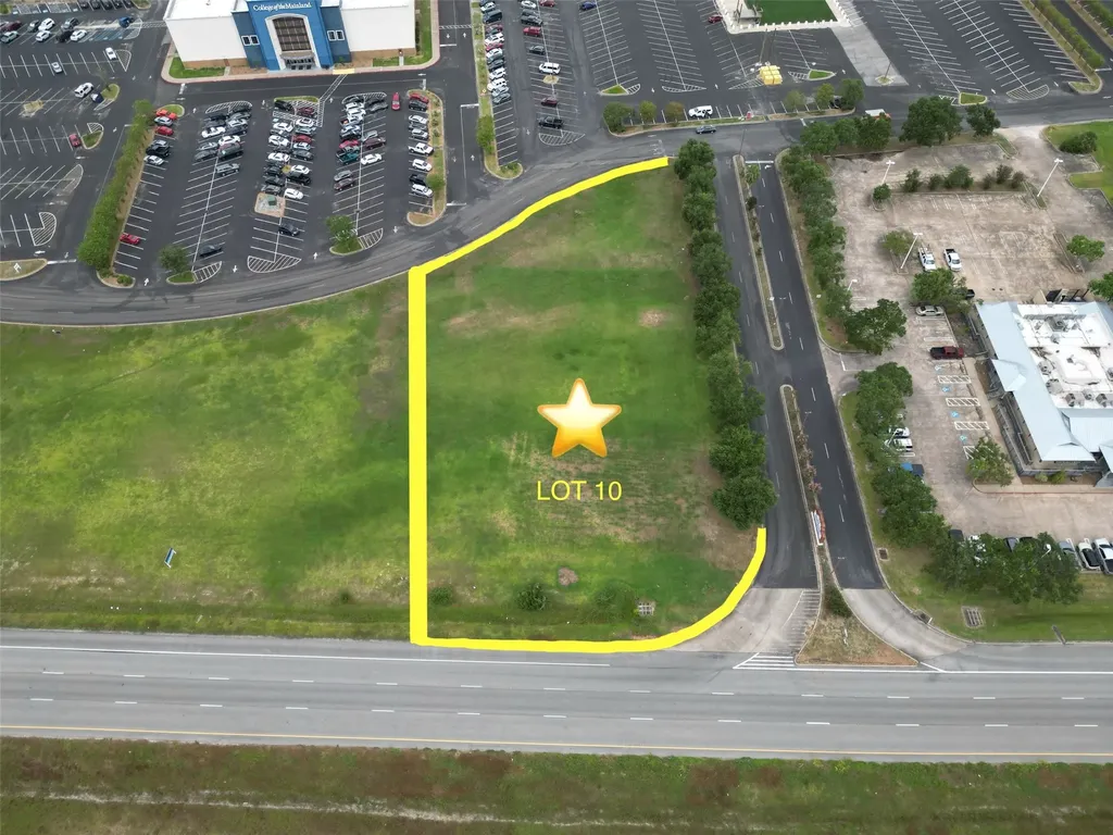 00000 Emmett F Lowry Expressway Texas City TX 77591
