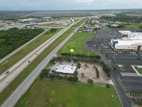 00000 Emmett F Lowry Expressway Texas City TX 77591