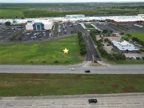 00000 Emmett F Lowry Expressway Texas City TX 77591