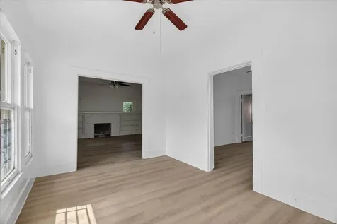 1607 Holman Street Houston TX 77004