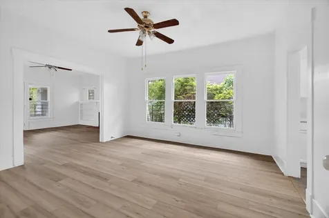 1607 Holman Street Houston TX 77004