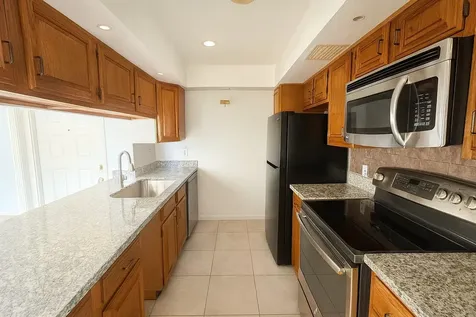 2830 S Bartell Drive 27 Houston TX 77054