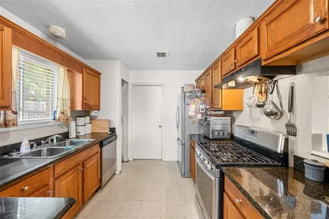 14003 Valley Grove Drive Houston TX 77066