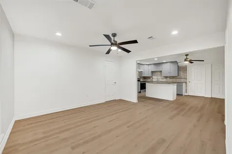 2631 Mansfield Street Houston TX 77091