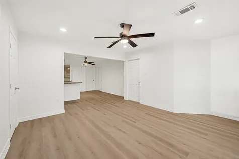 2631 Mansfield Street Houston TX 77091