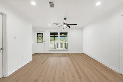2631 Mansfield Street Houston TX 77091