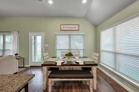 186 Brocks Lane Montgomery TX 77356