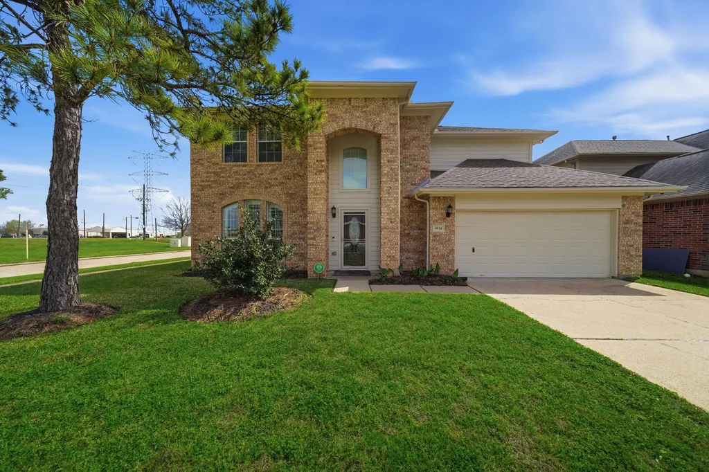 8974 Green Castle Way Houston TX 77095
