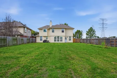 8974 Green Castle Way Houston TX 77095