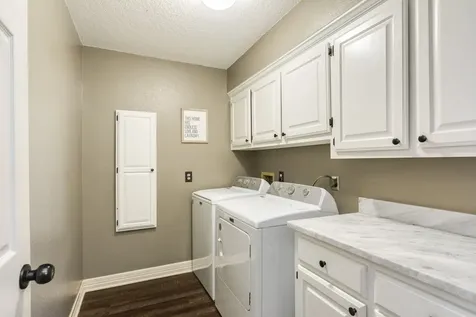 100 Van Winkle Street Lake Jackson TX 77566