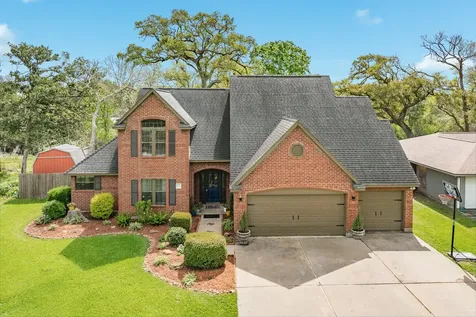 100 Van Winkle Street Lake Jackson TX 77566