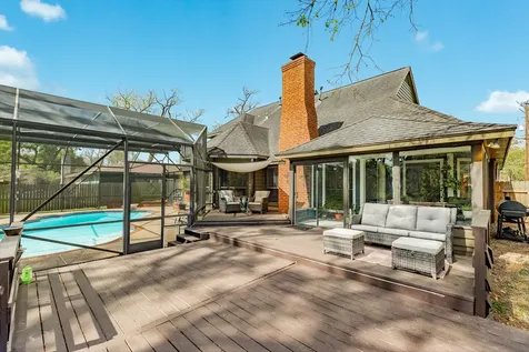 100 Van Winkle Street Lake Jackson TX 77566