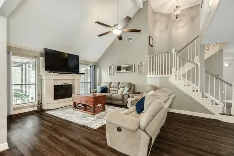 100 Van Winkle Street Lake Jackson TX 77566
