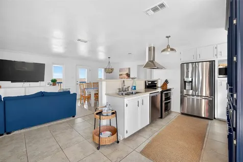 11818 Sportsman Road Galveston TX 77554