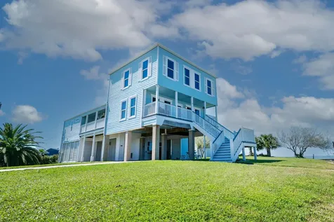 11818 Sportsman Road Galveston TX 77554