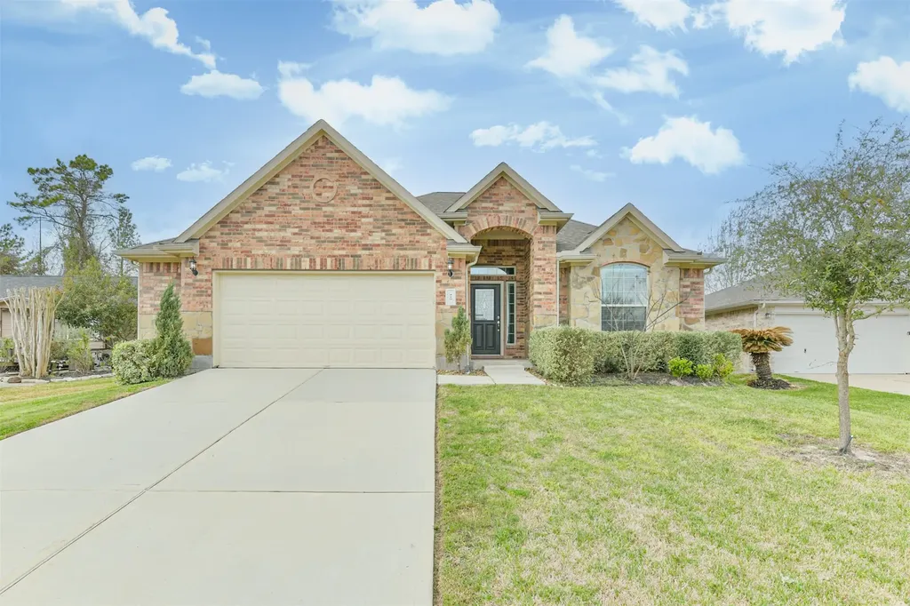 419 Lazy Lane Montgomery TX 77356