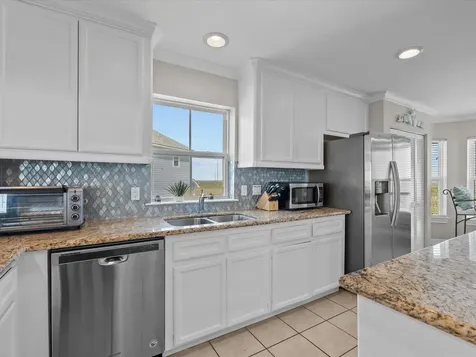 4035 Estuary Court Galveston TX 77554
