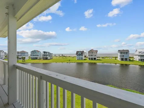 4035 Estuary Court Galveston TX 77554