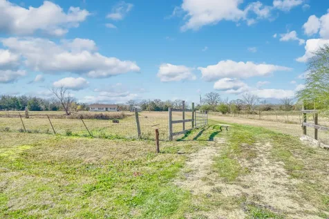 21234 Harrison Drive Bedias TX 77831