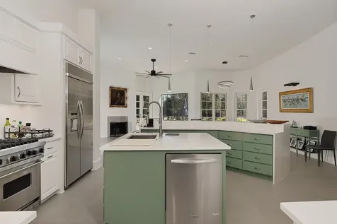 10 Norlund Way The Woodlands TX 77382