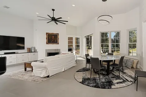 10 Norlund Way The Woodlands TX 77382