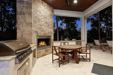 10 Norlund Way The Woodlands TX 77382