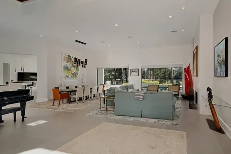 10 Norlund Way The Woodlands TX 77382