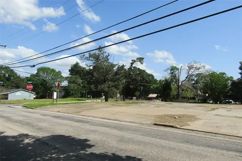 401 Drew Road Livingston TX 77351