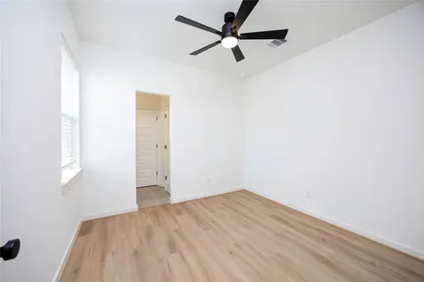 1985 Longmire Villas Court Conroe TX 77304