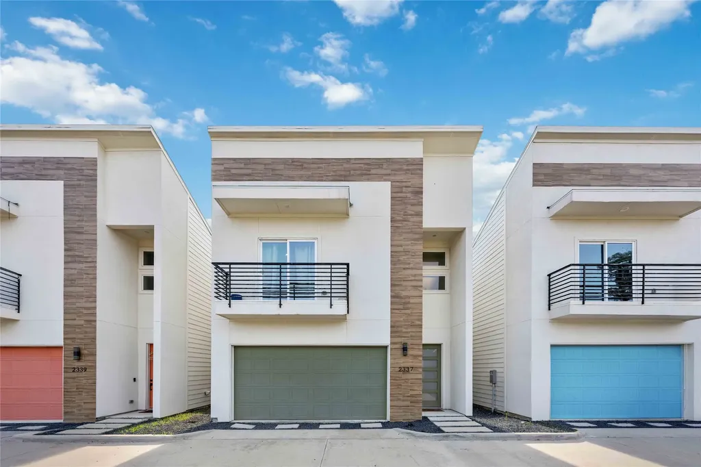 2337 Paul Quinn Street Houston TX 77091