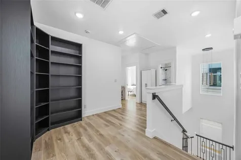 2337 Paul Quinn Street Houston TX 77091